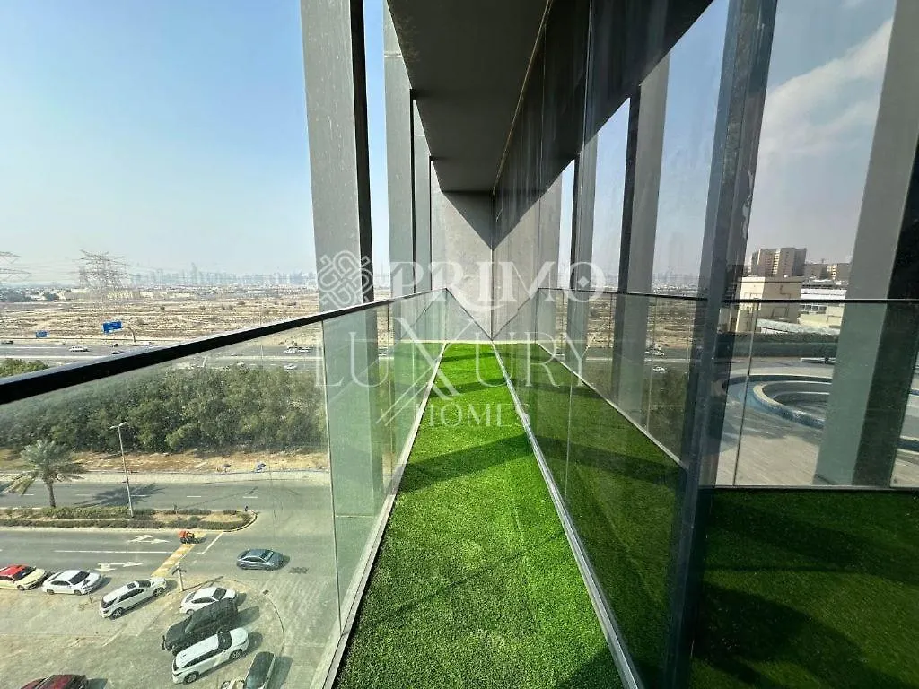 Stunning 1-Bedroom In Jvc-Bloom Tower A Dubai Apartment